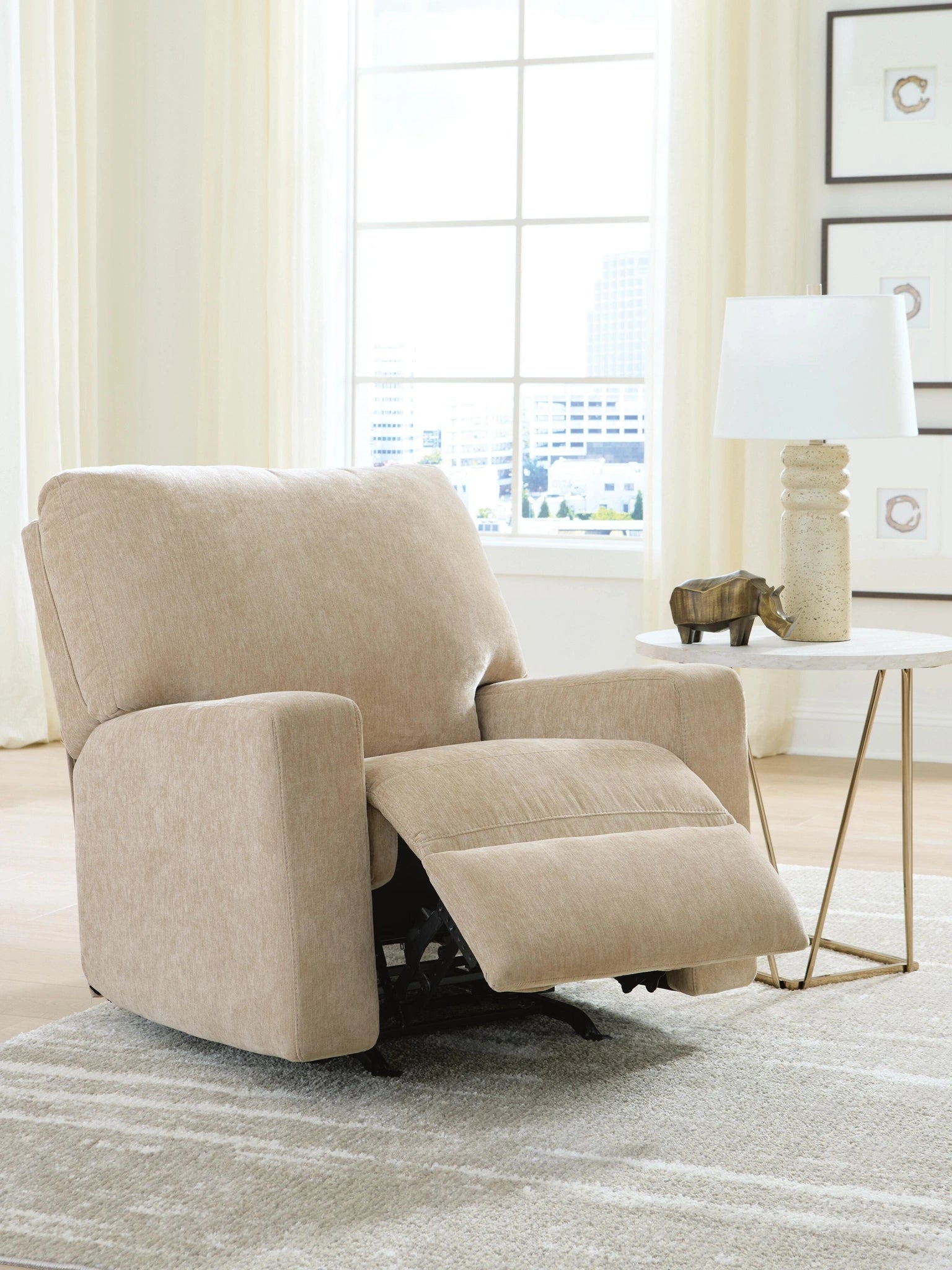 Bridgepoint Recliner
