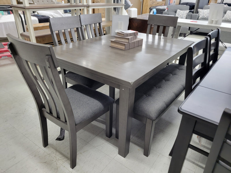 Hallanden table set
