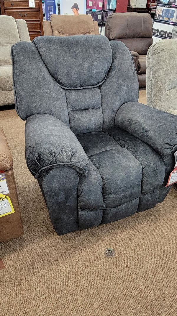 Capehorn recliner