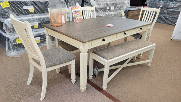 Bolanburg table set