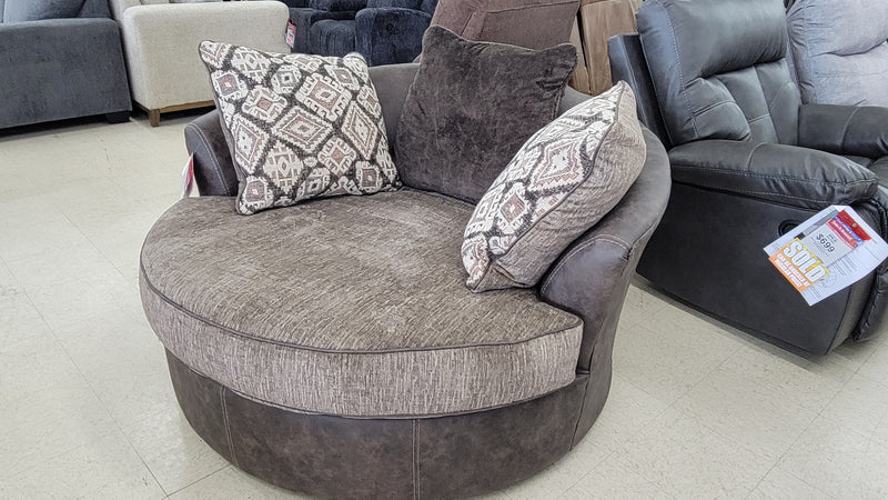 Abalone swivel chair