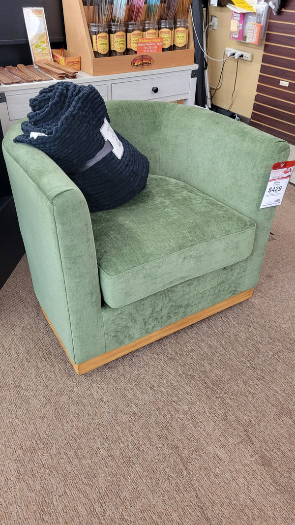 JERSONLOW ACCENT CHAIR