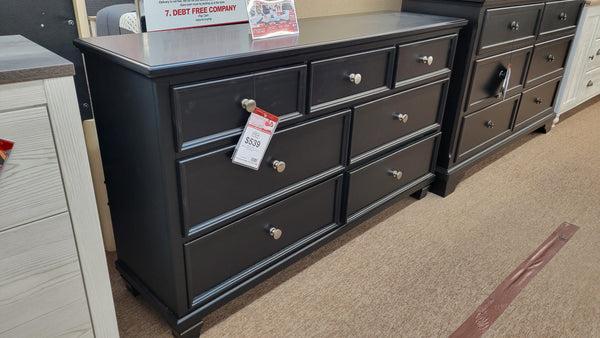 LANOLEE DRESSER