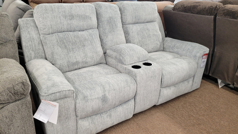 BUNTINGTON LOVESEAT