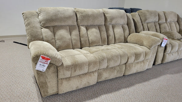 TIP-OFF SOFA AND LOVESEAT SET (WHEAT)