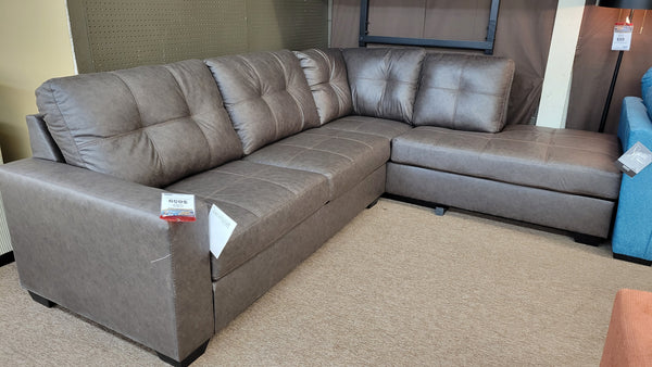 BARLIN MILLS SECTIONAL (UMBER)