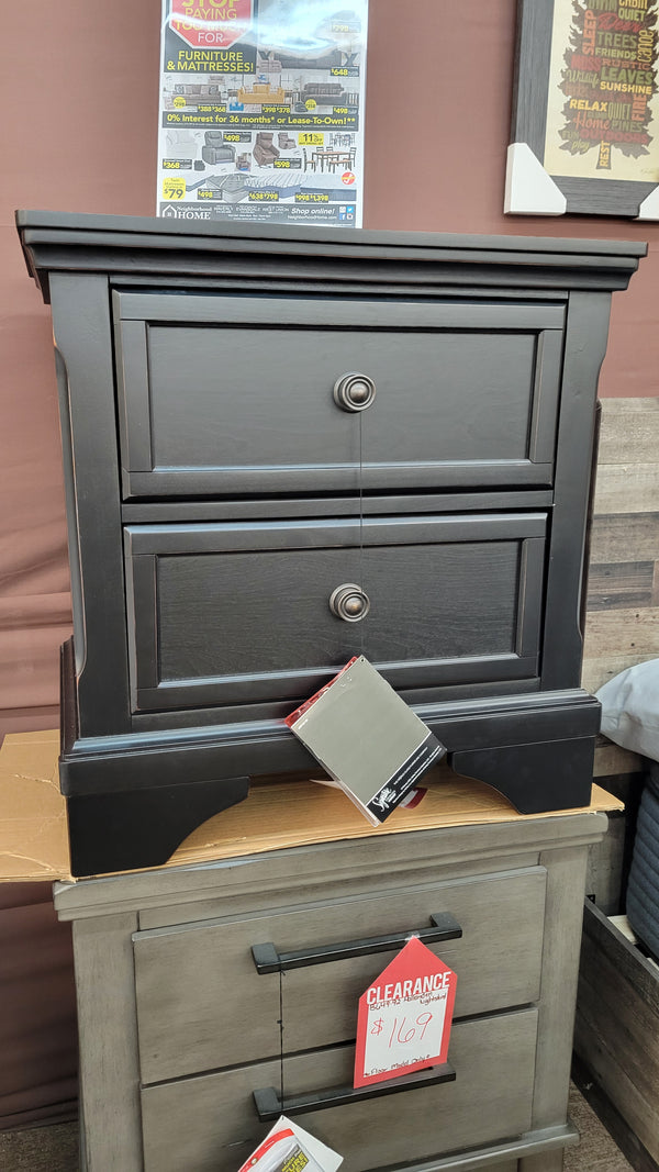 CHYLANTA NIGHTSTAND