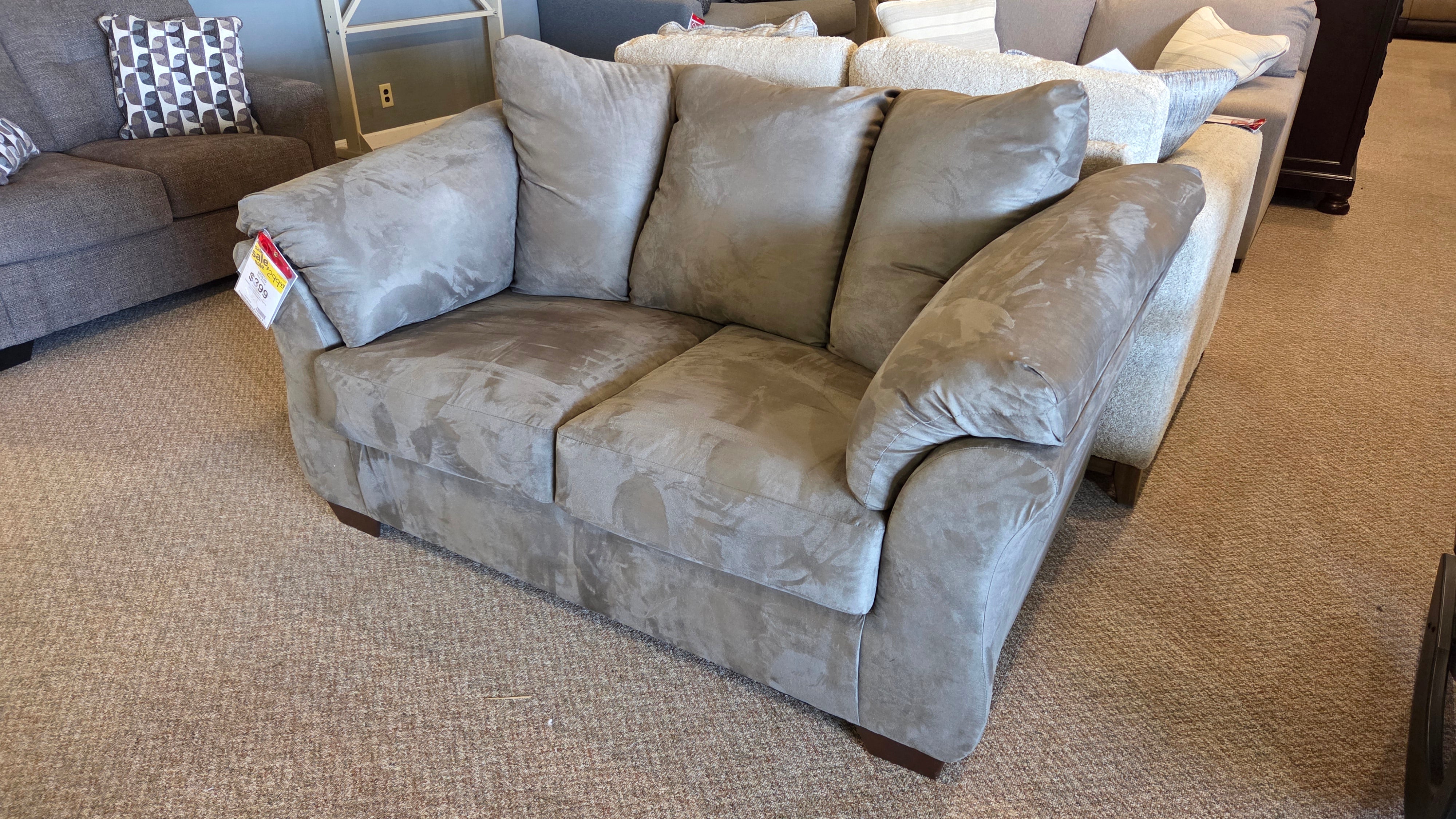 Darcy loveseat