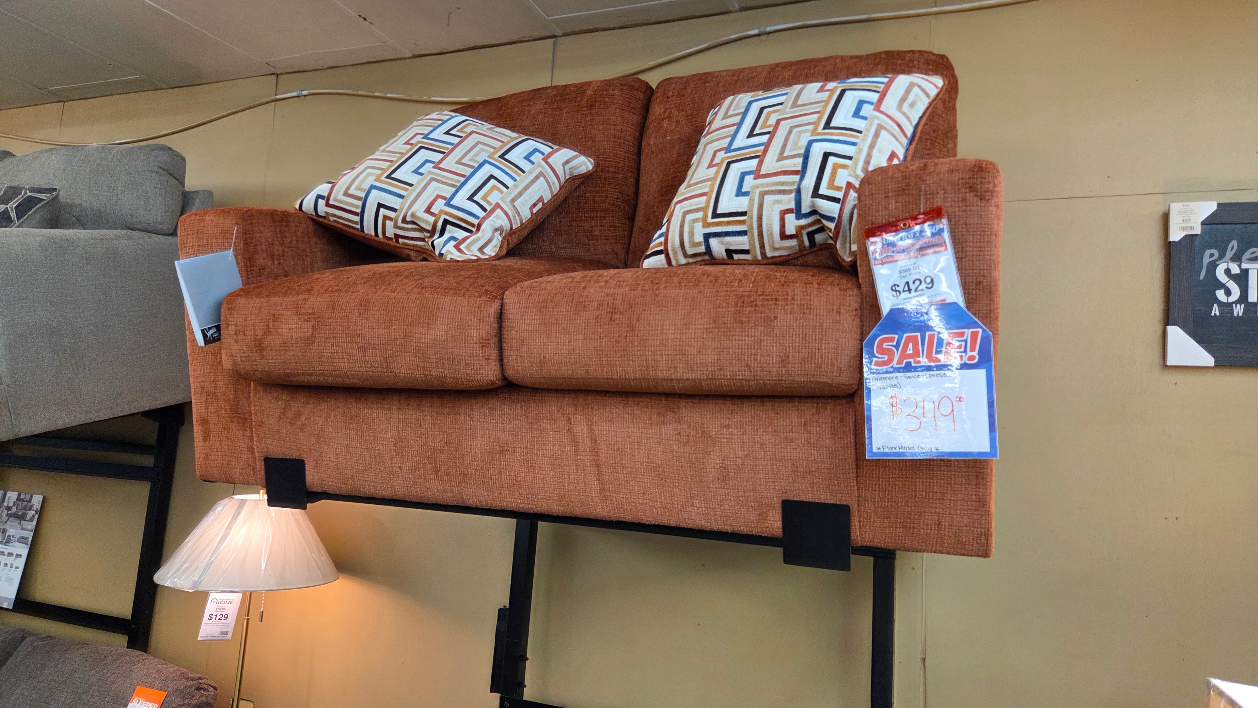 Aviemore loveseat