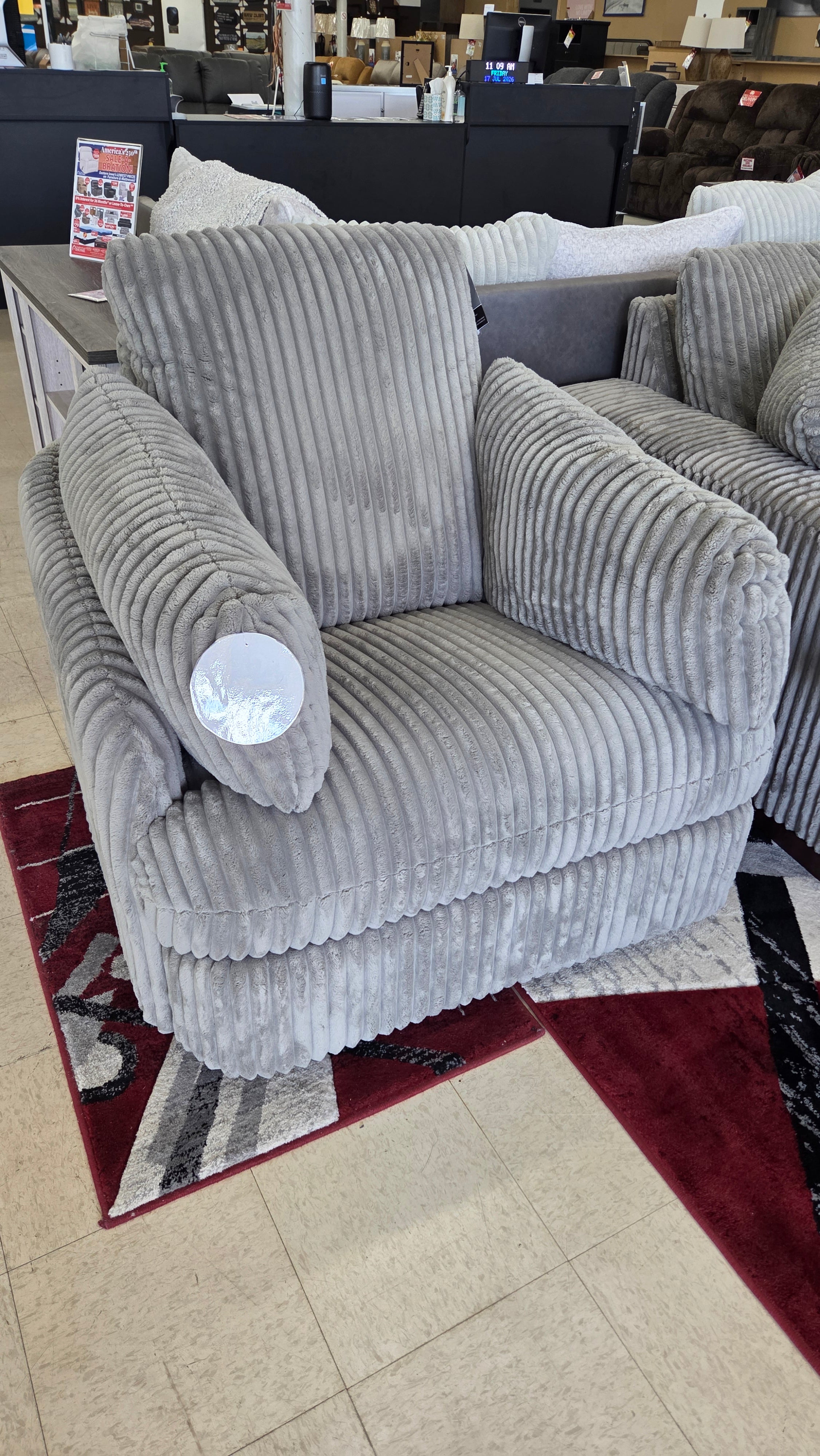 Tie Breaker Swivel Chair