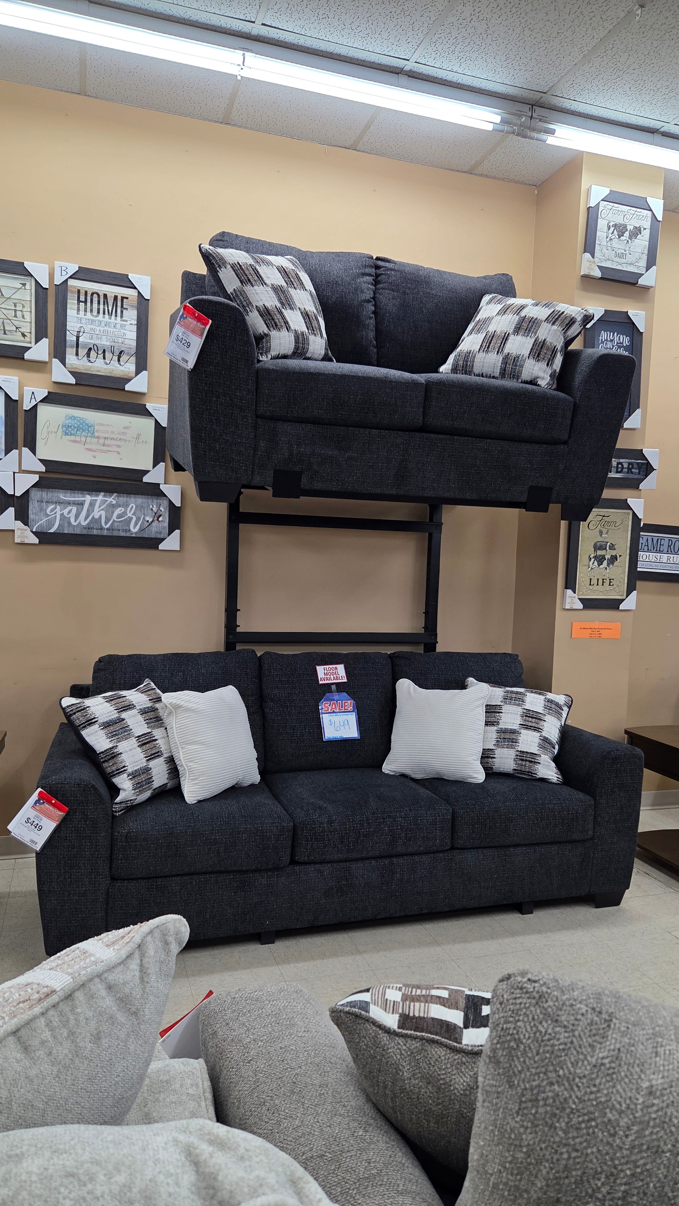 Loreo sofa and loveseat set