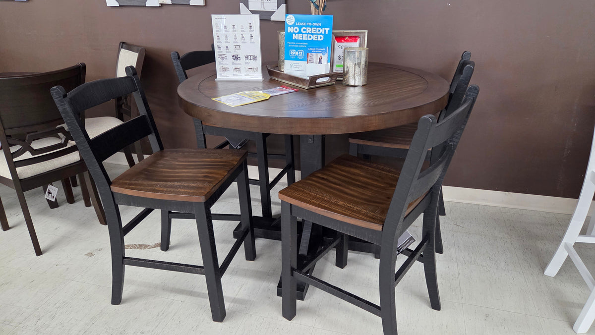 Valebeck Dining Set