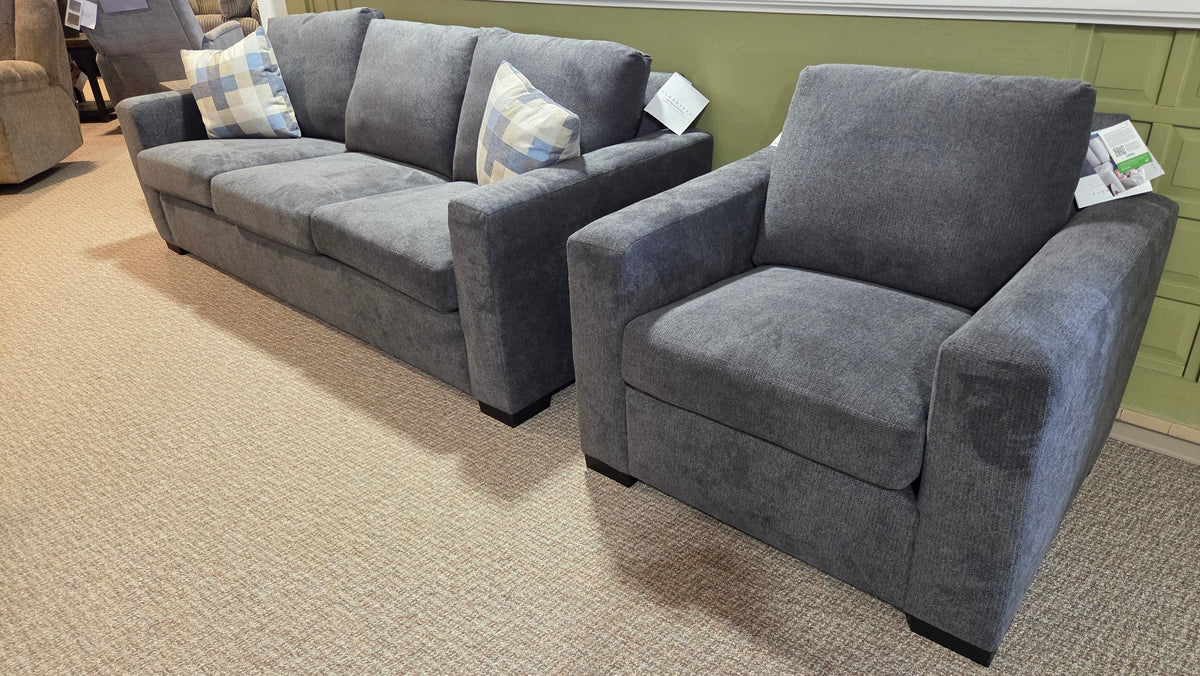 Flexsteel Oliver sofa and chair set