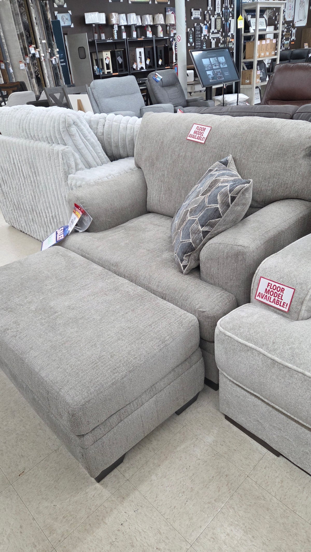 Stonemeade Chair and Ottoman set