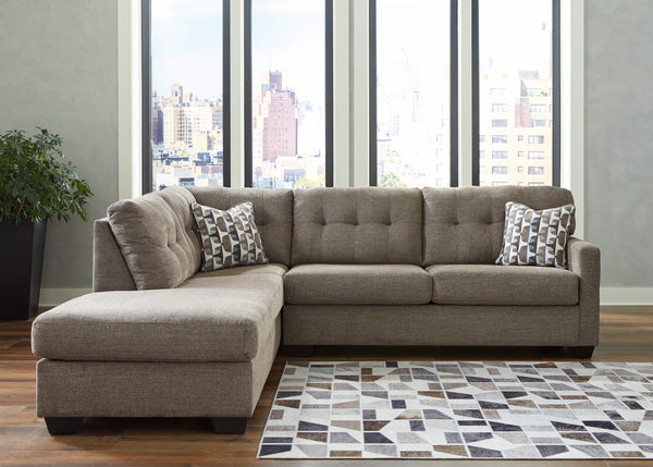 Mahoney sectional with left chaise (chocolate)