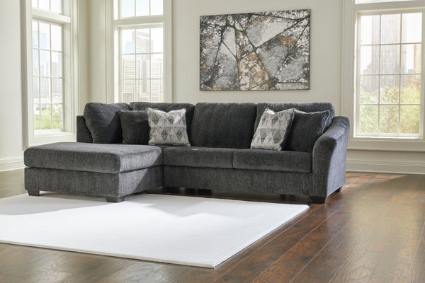 Biddeford sectional with left side chaise