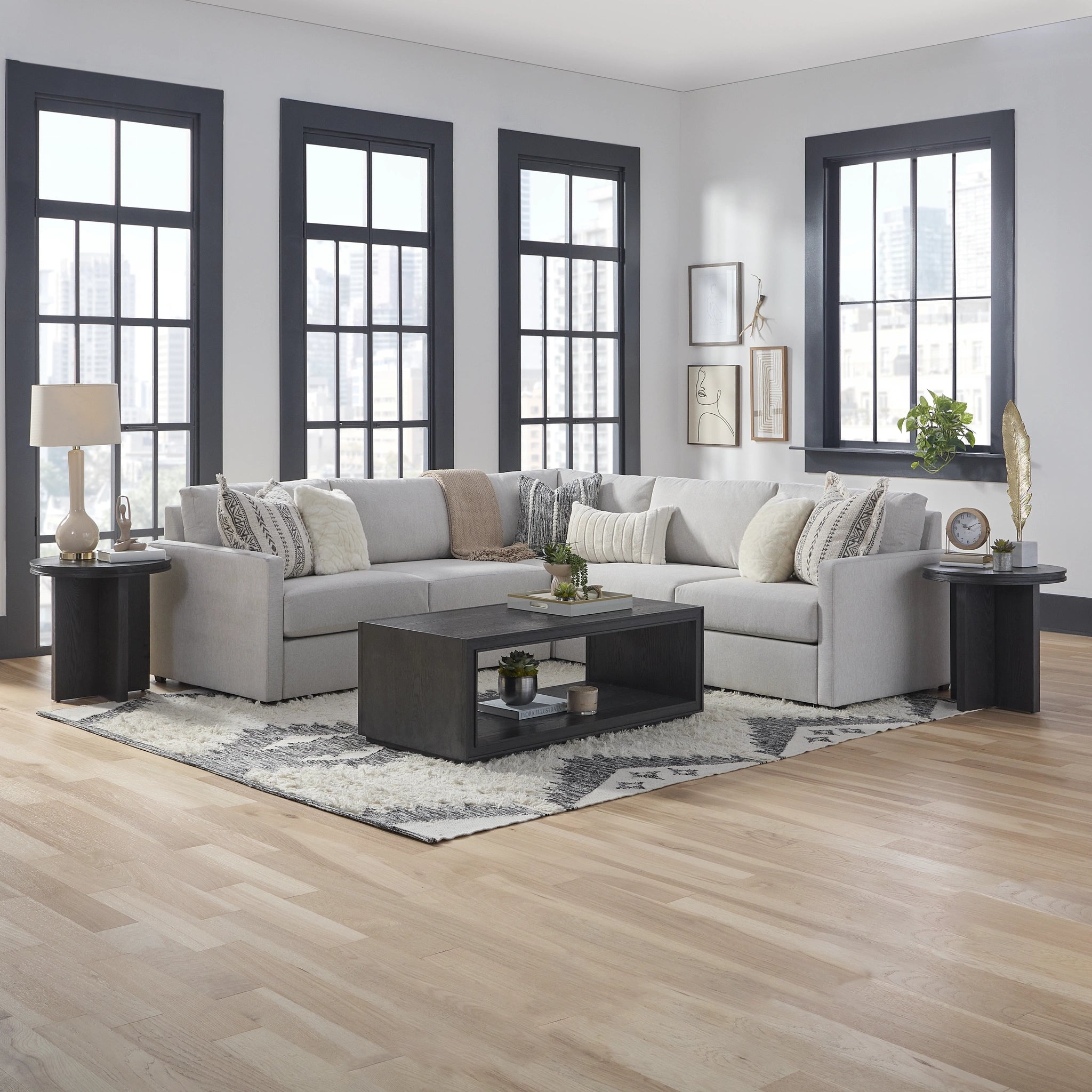 Flex 5-Seat Sectional with Narrow Arm - 5000003390