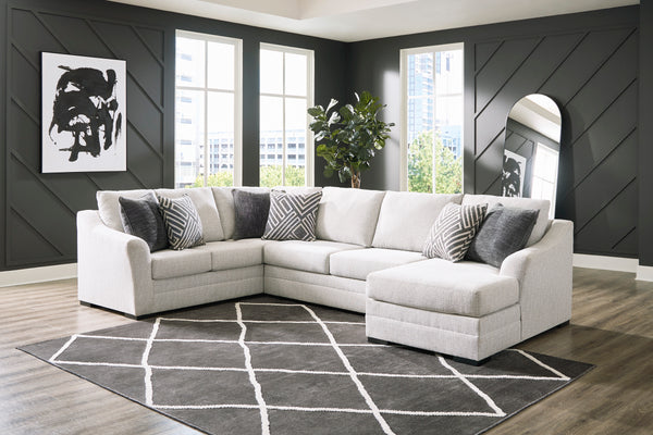 Koralynn sectional with right side chaise