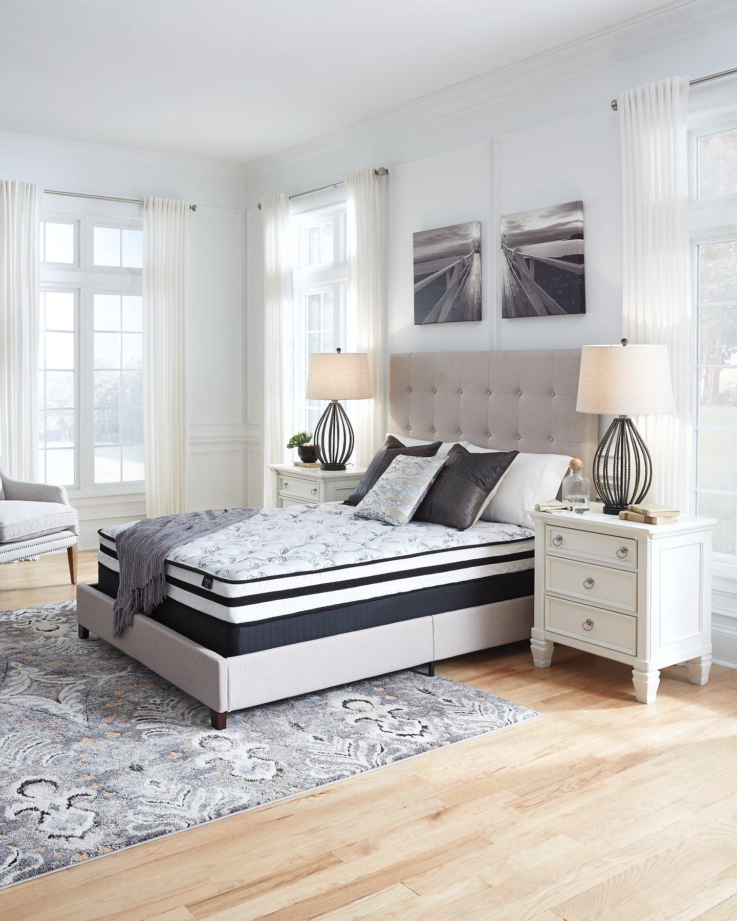 8 Inch Chime Innerspring Mattress in a Box [ONLINE ONLY SALE!]