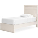 Stelsie Bedroom Set