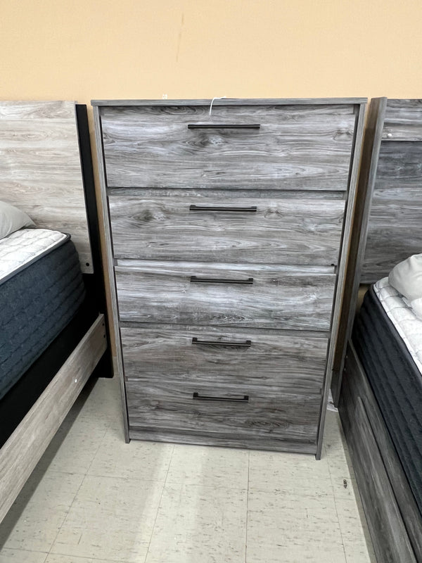 BAYSTORM GRAY FIVE DRAWER CHEST