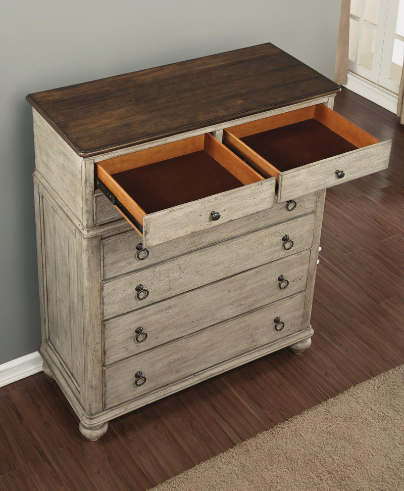 Flexsteel Wynwood Plymouth Drawer Chest in Whitewash Wood