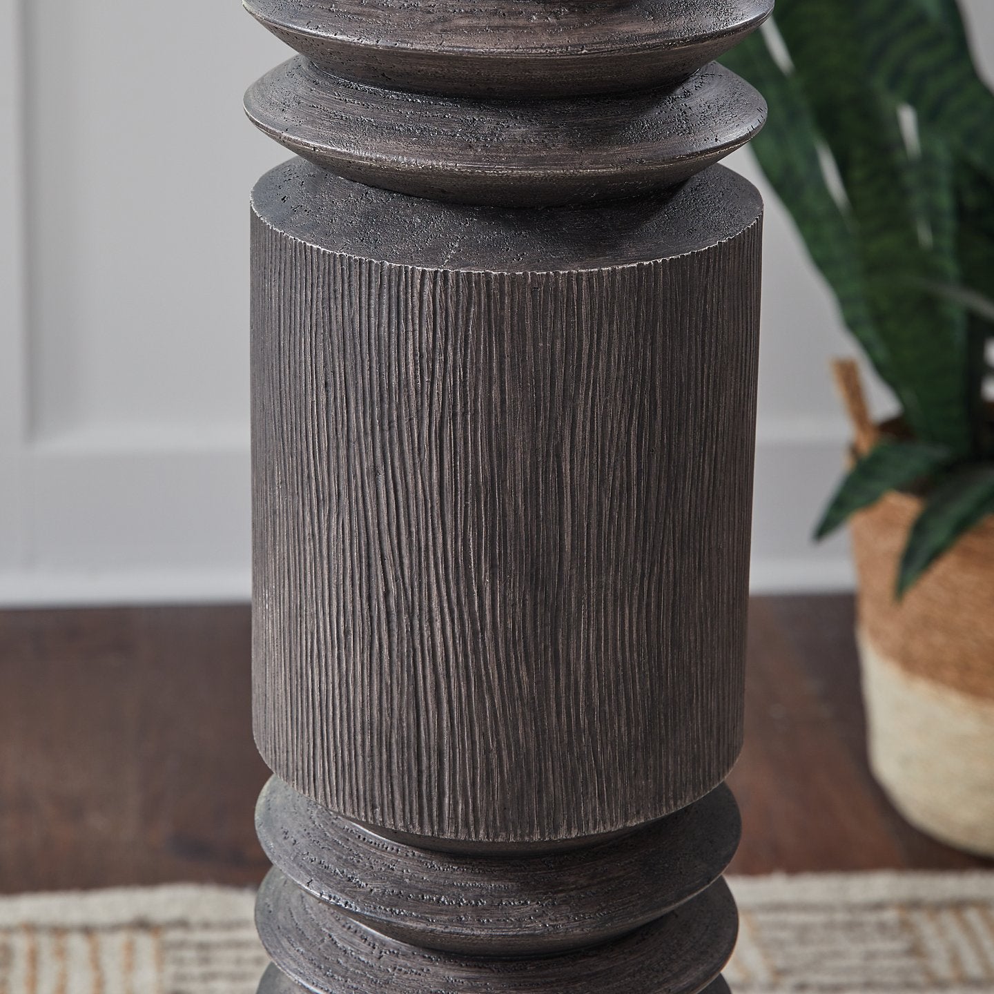 Fainwell Floor Lamp