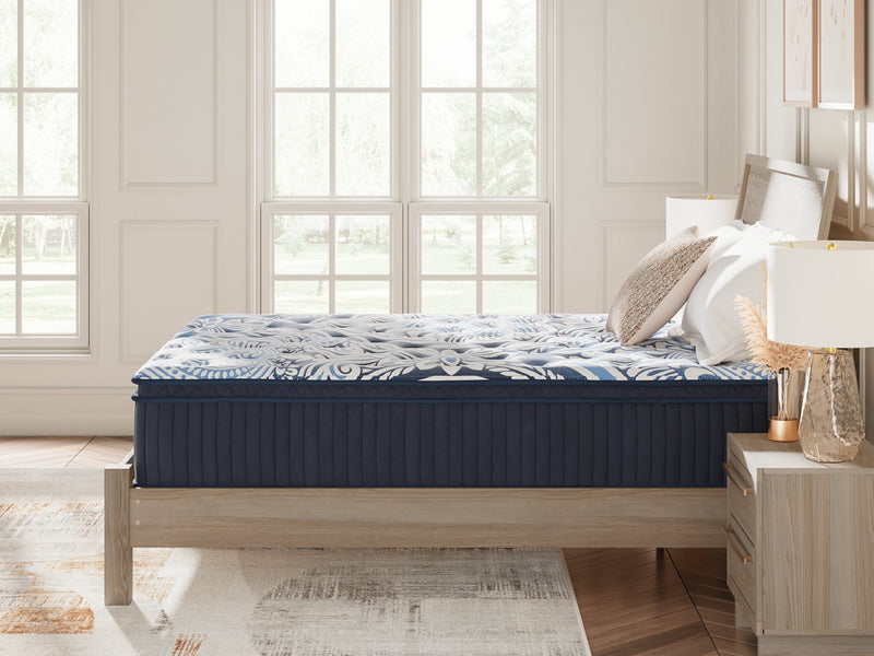 Plush Luxe 2.0 Queen Mattress In A Box [ONLINE ONLY SALE!]