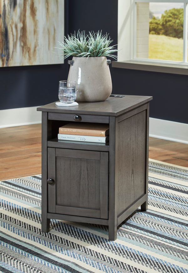 Treytown end table (gray)