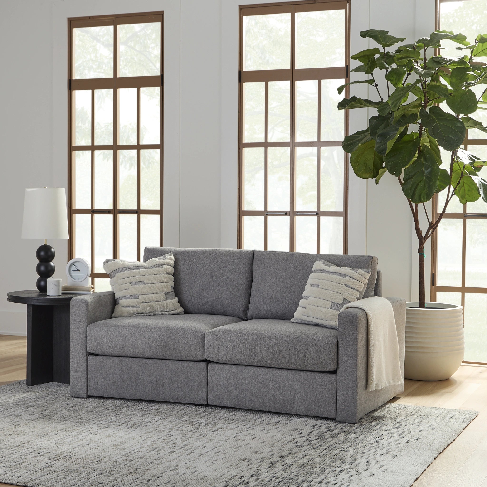 Flex Loveseat with Standard Arm - 5000003523