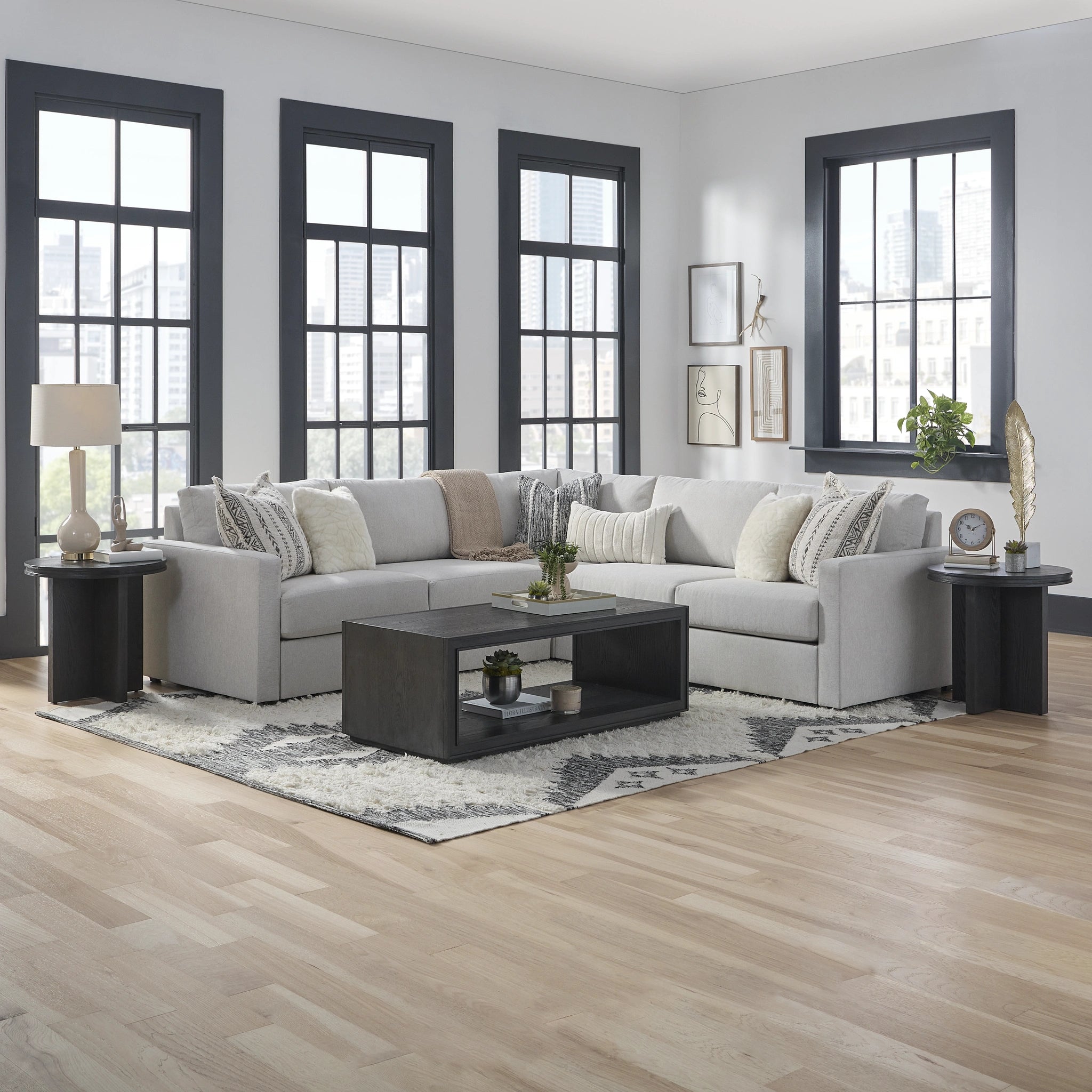 Flex 5-Seat Sectional with Standard Arm - 5000003528