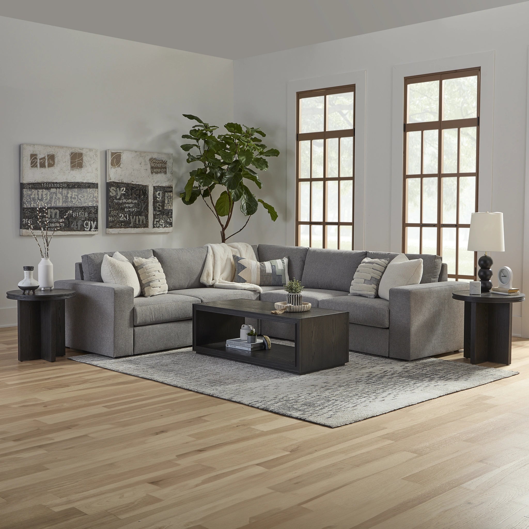 Flex 5-Seat Sectional with Wide Arm - 5000003315