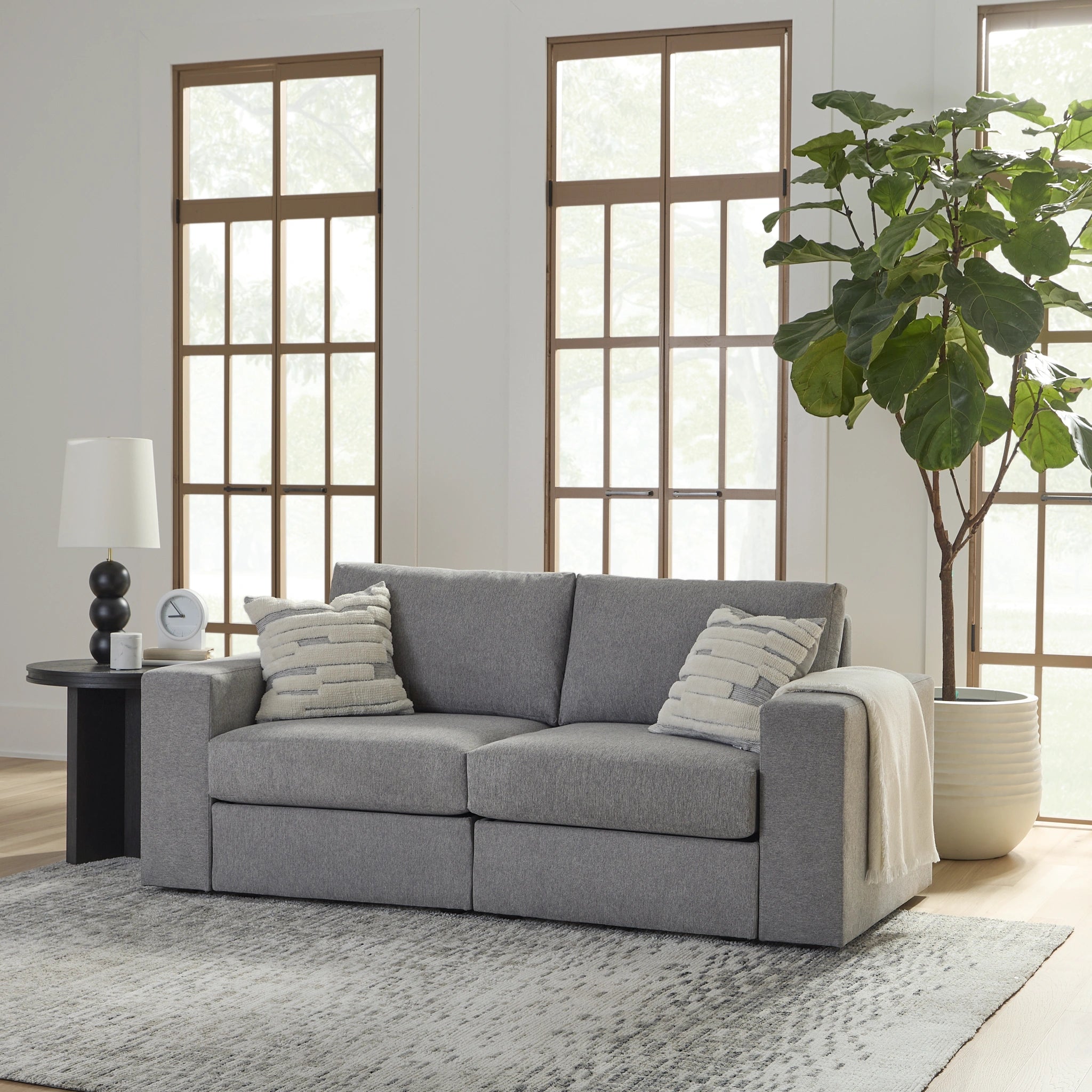 Flex Loveseat with Wide Arm - 5000003322