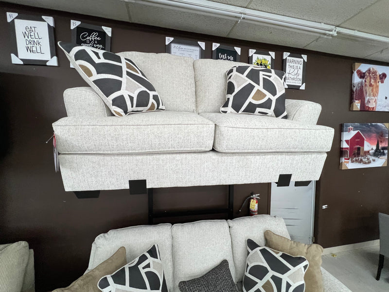 HEARTCORT LOVESEAT