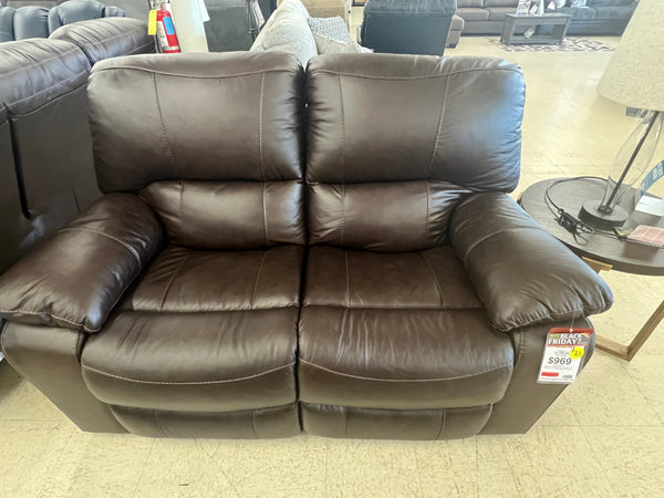 LEESWORTH POWER RELCINING LOVESEAT