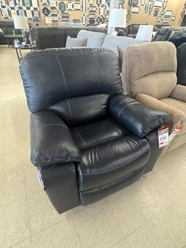 LEESWORTH POWER ROCKER RECLINER