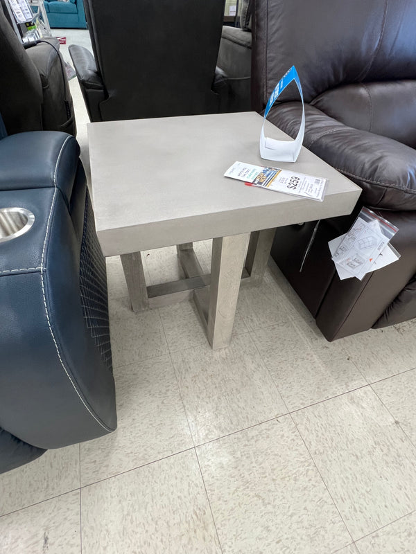 LOCKTHORNE GRAY SQUARE END TABLE